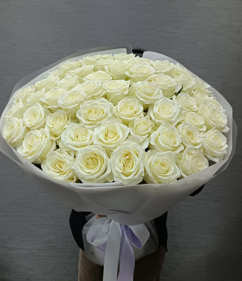 Букет из белых роз премиум 101 роза