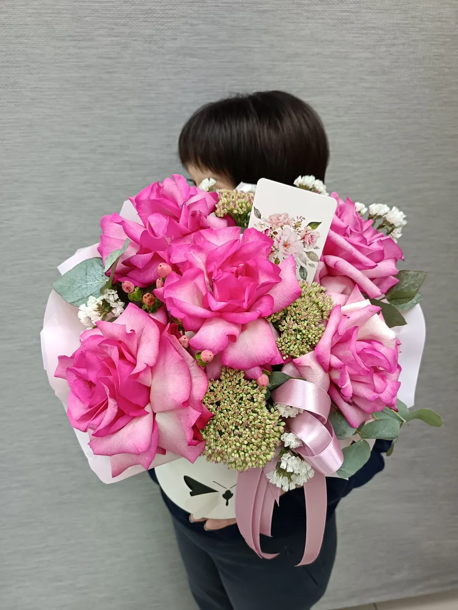 Композиция в шляпной коробке