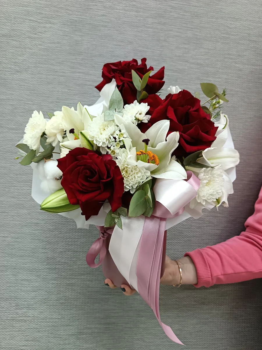 Композиция в шляпной коробке